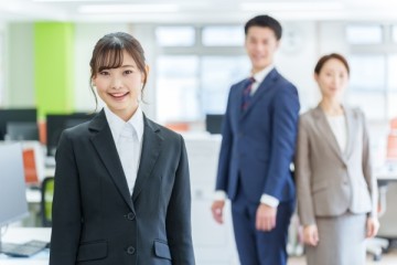 医療機器の開発サポート職。試験記録の作成、管理など事務的な部分から医療機器開発職をサポート！