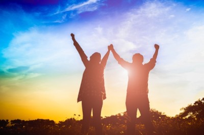 人工関節の営業職／宮城。ベース年収の最大180％の巨額インセンティブ！