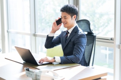 人工透析ケアセットの営業職。国内トップシェア（55％）の製品を担当します！