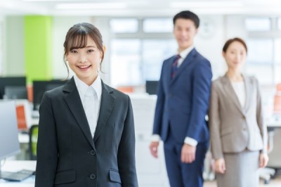 医療機器の開発サポート職。試験記録の作成、管理など事務的な部分から医療機器開発職をサポート！