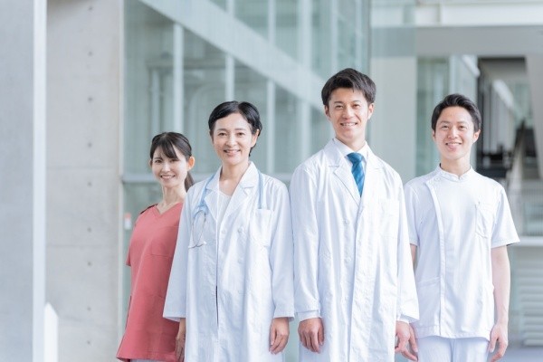 人工関節手術支援ロボット「Mako」のクリニカルスペシャリスト／福岡。元医療従事者がご活躍中！