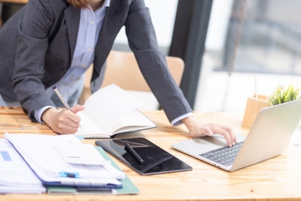 医薬品・医薬部外品の品質保証責任者。薬剤師でなくても可！リモートワーク可！出社は週1～2回程度！